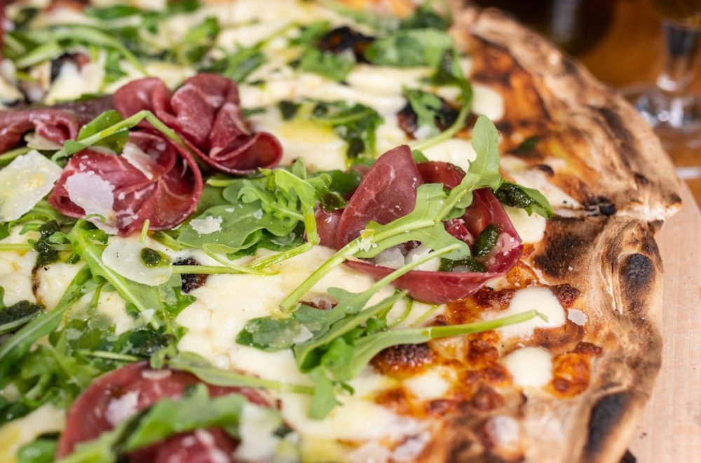 Weds - Sat Lunchtime (before 4pm) Pizza Deal - Pizza + House Drink £14